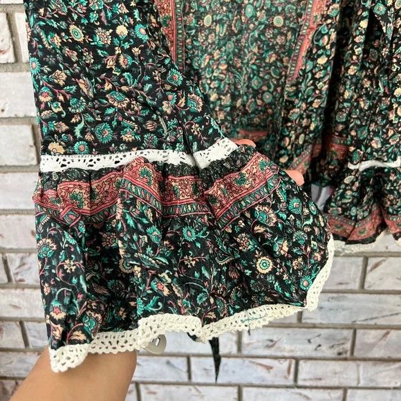 Karma Highway | Cottage Core Paisley Blouse - Picture 2 of 4